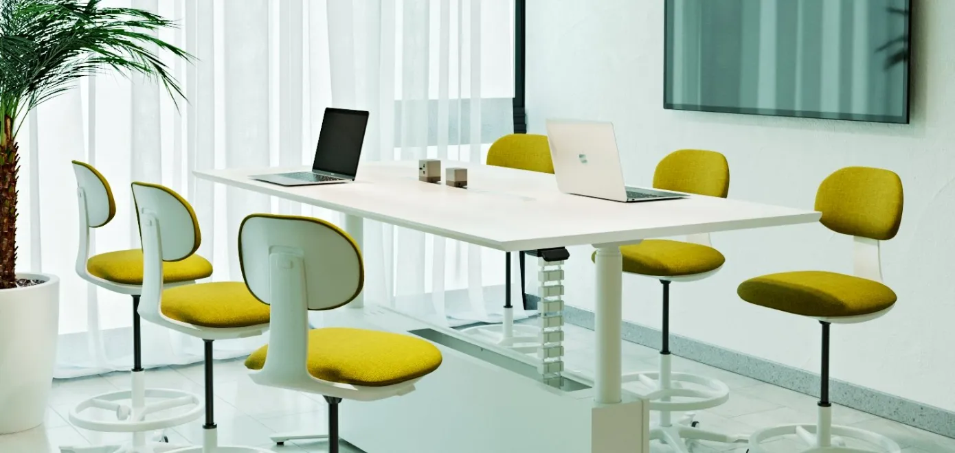 Height Adjustable Tables in Dubai